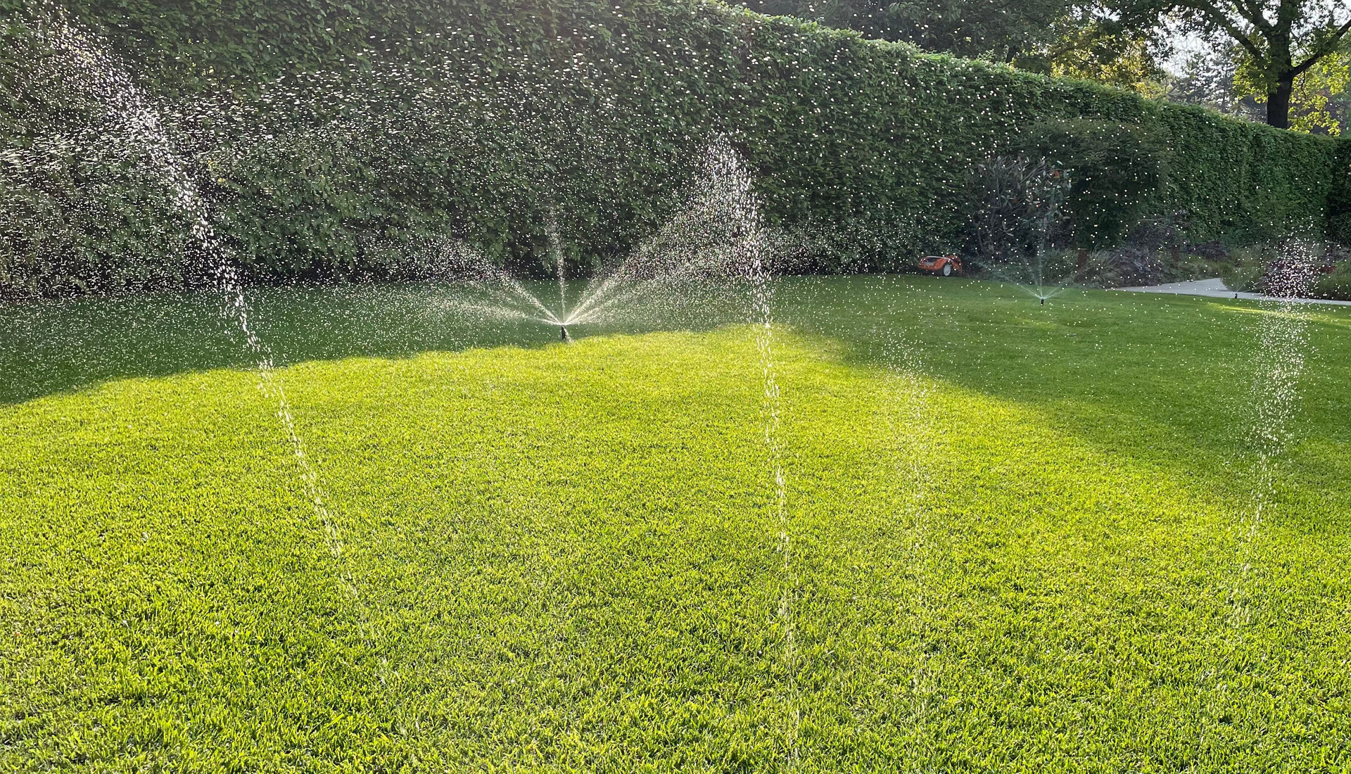 https://gartenbau-kaulen.de/wp-content/uploads/2025/02/Bewaesserung_titel_1920_1100-1.jpg